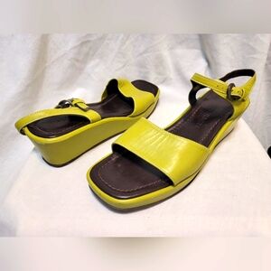 Donald J Pliner Green Leather Womens Sz 8.5 Wedge Sandals